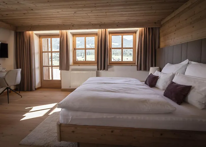 Farm Hotel Chalet Grosslehen